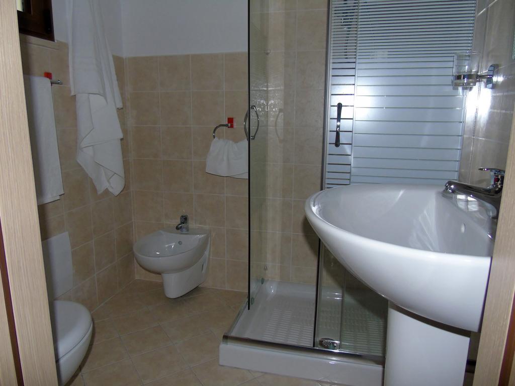 B&Birs Oliena Habitación foto